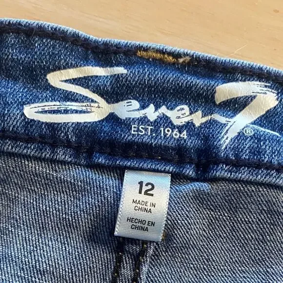 Seven7 Classic Blue Jean Cutoff Shorts - Picture 2 of 4